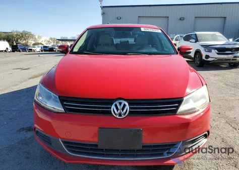 2013 Volkswagen Jetta Se z USA, uszkodzony, nr VIN 3VWDP7AJ6DM249190